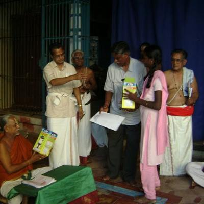 Shri Chinnamani Hm Accepts The Solar Lanterns On Behalf Of School