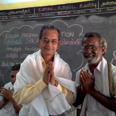 Village Elder Artist Lakshman Rao Felicitating Dpf Managing Trustee