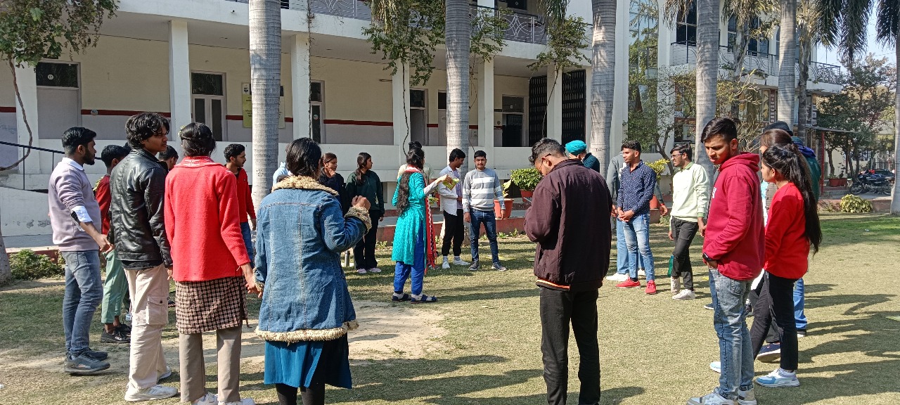 Students in Nature Camp
